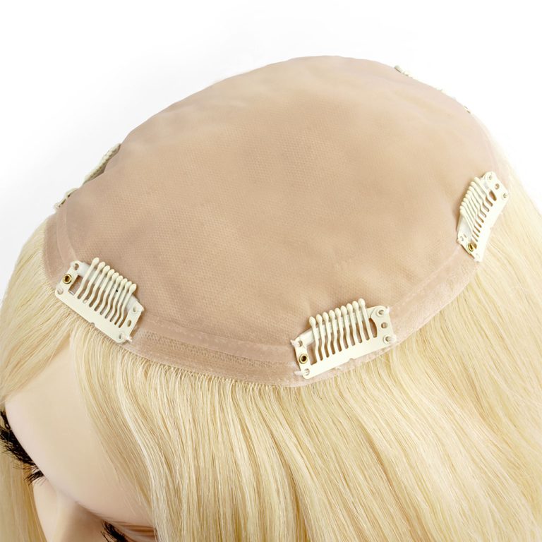Gallery Thumb מערכת שיער קליפסים עם טופ במרקם משי לנשים מערכת שיער קליפסים עם טופ במרקם משי לנשים